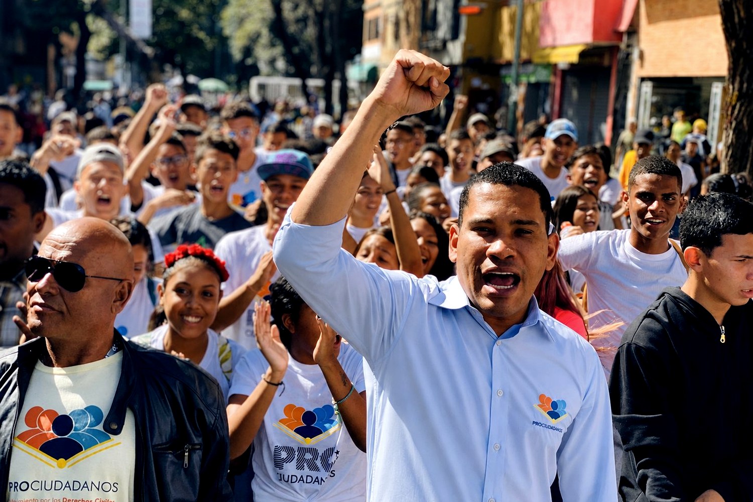 El papel de los jóvenes en la reconstrucción nacional