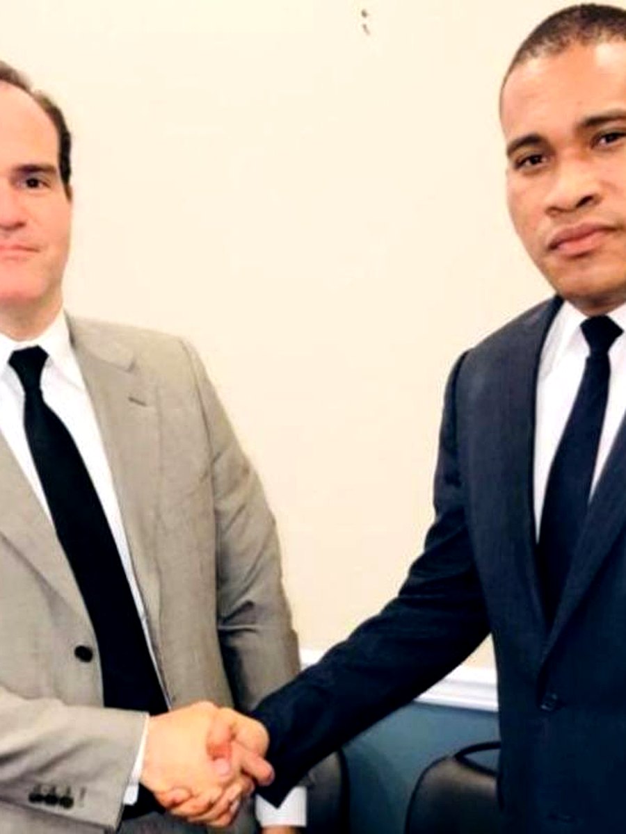 Encuentro con Mauricio Claver-Carone